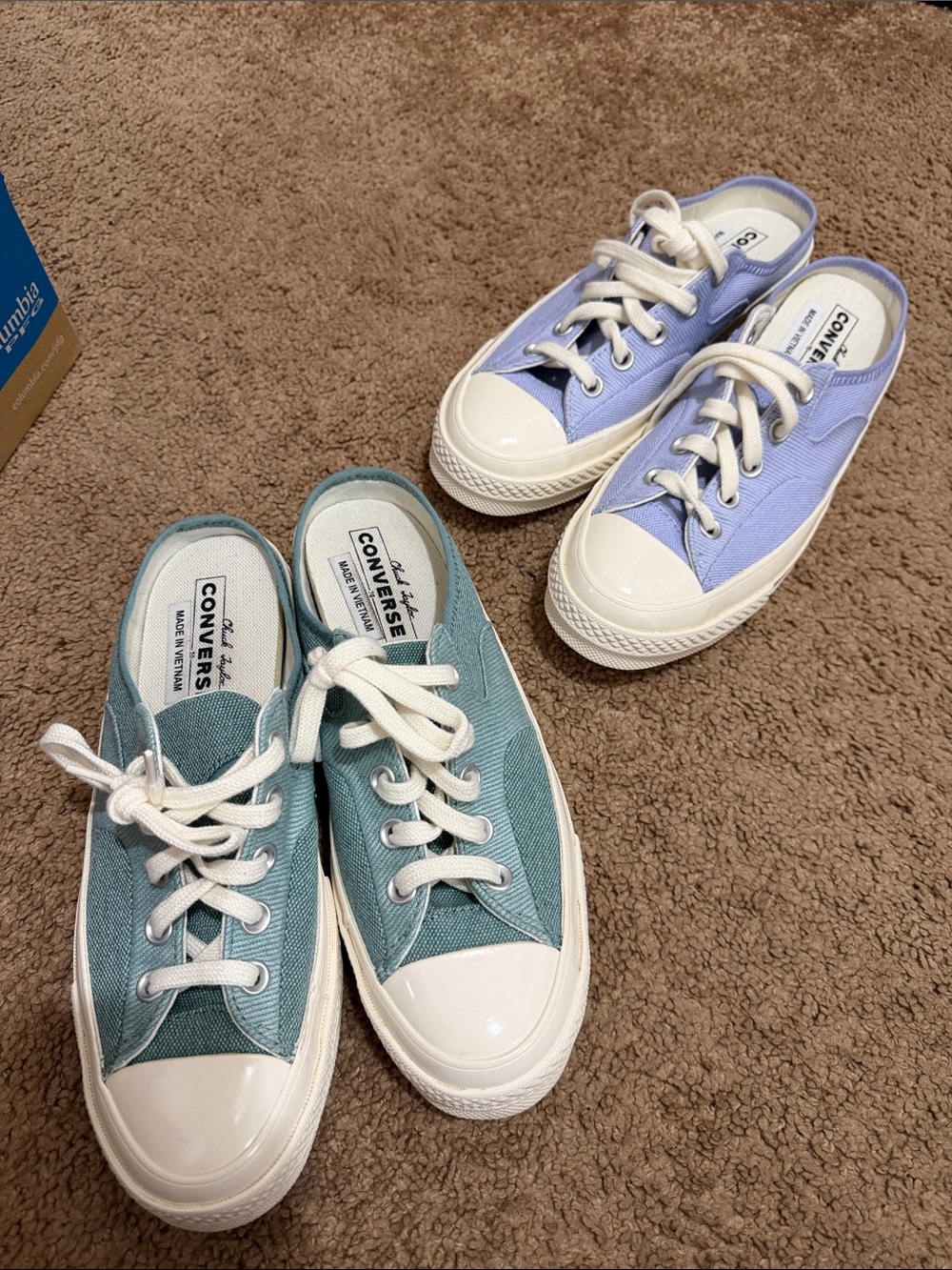 Converse Low-Top Canvas slip on Sneakers in Teal Green and Lavender